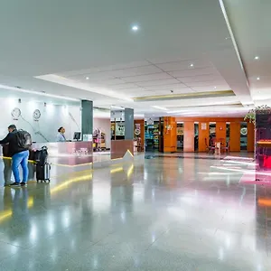 Flat Centro De - Garvey Park 812 Apart-hotel